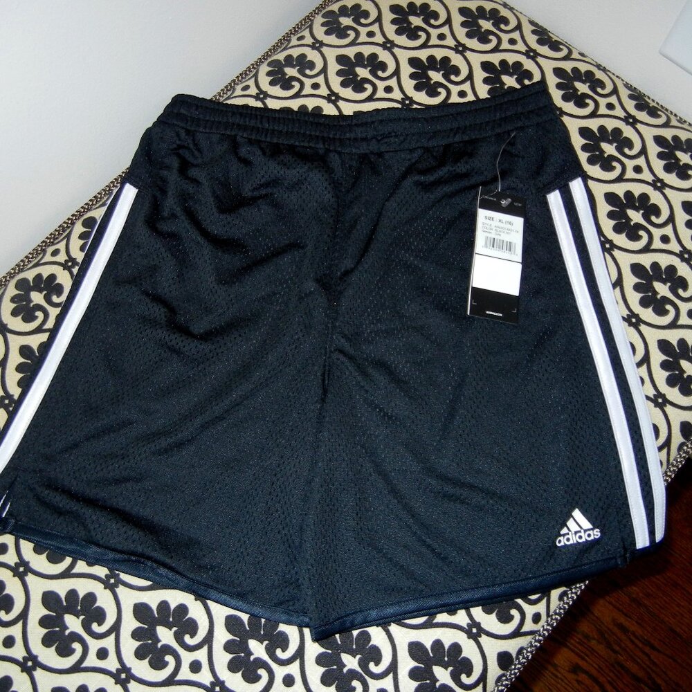 NWT, Girls Adidas Athletic Shorts, Black Size XL (16)